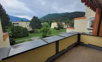            Renovierungsbedürftige Traumwohnung mit schöner großzügigen Terrasse und Garage in Waidmannsfeld (nähe Pernitz) - nur 179.000€!
    