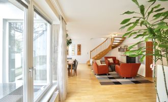            Dachgeschosswohnung /  Maisonette 5-Zimmer mit 360°Panorama Dachterrasse im 19. Bezirk / nähe Weinbergen //  1 Garagenplätz
    